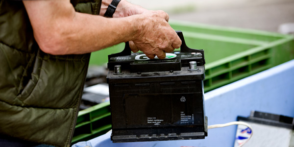 What causes a car battery to fail?
